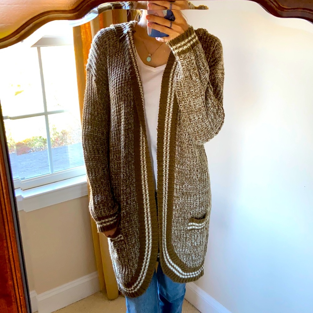 Long knitted cardigan